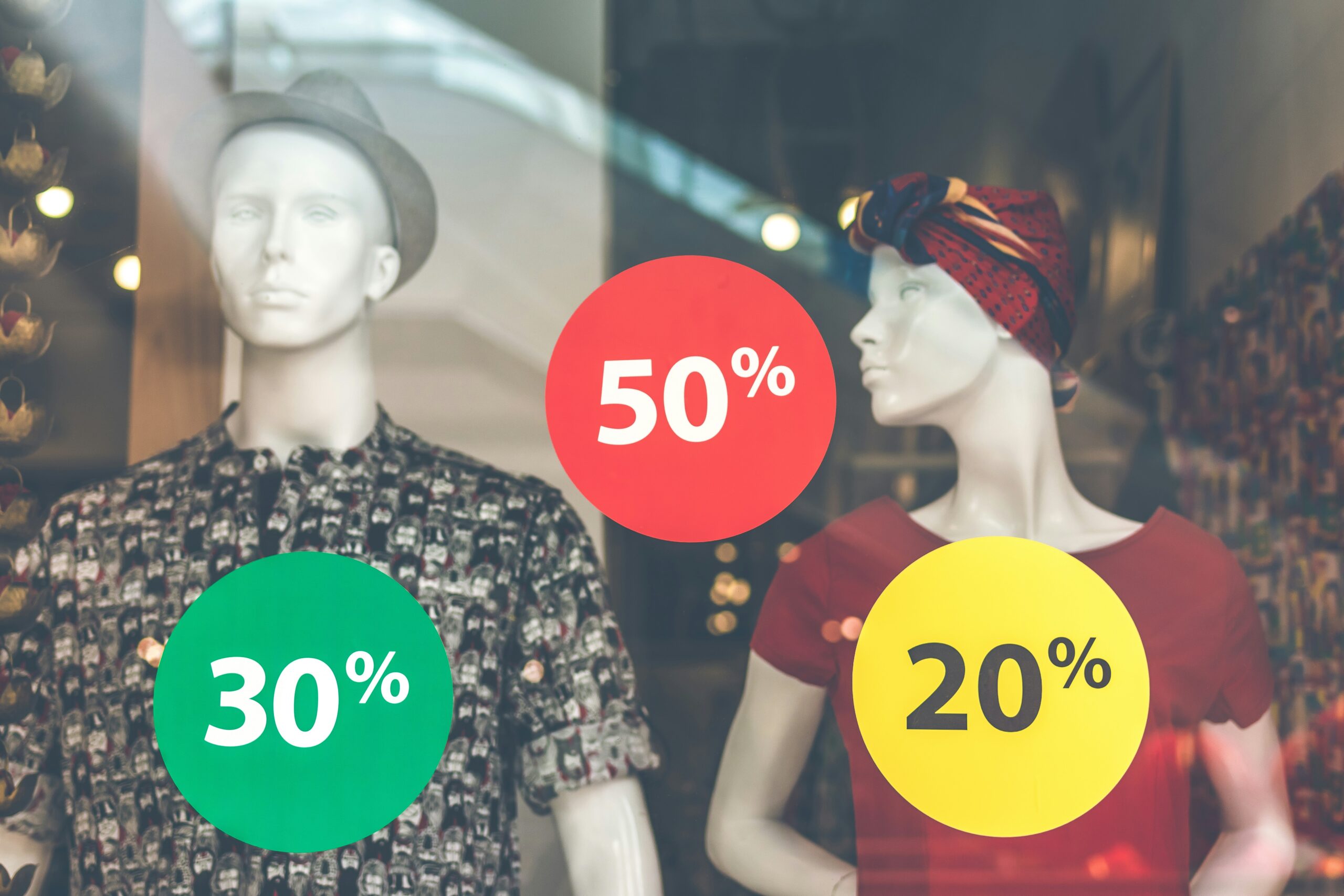 “Maximizing Savings: Strategies for Finding the Best Coupons and Discounts for Online Shopping”